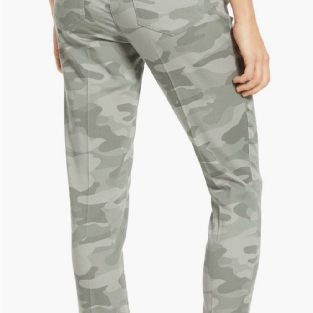 Wit & Wisdom Women’s Absolution High Waist Camouflage Ankle Pants. Size 6 - Picture 2 of 9